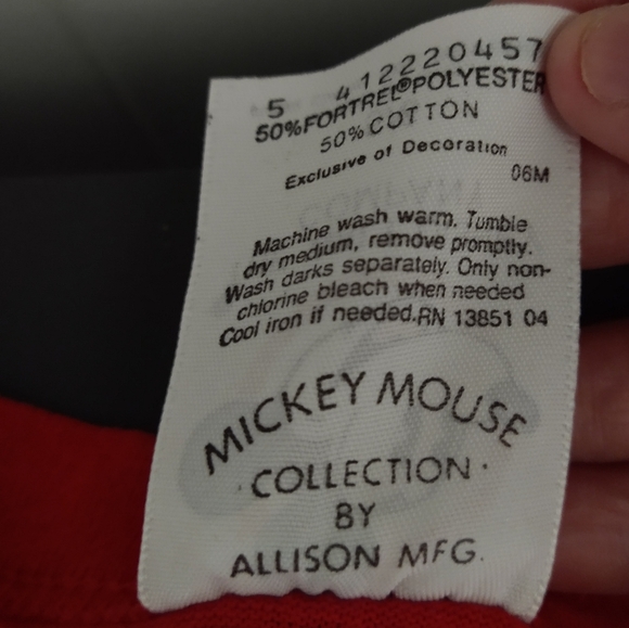 Rare 1990"s Walt Disney Company T-shirt USA Size 5/6 - Picture 6 of 7